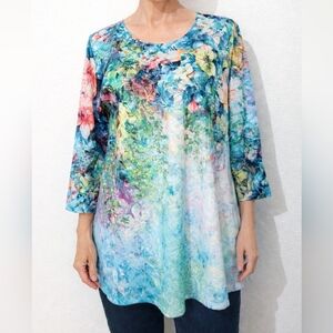 Et’ Lois Floral Tunic Top Medium Made in USA Blue Green 3/4 Sleeve Blouse Woman